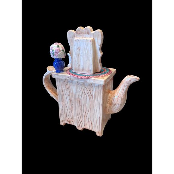 Seymour Mann Teapot Dresser w/Mirror Clock Flowers Socks Tan Brown Blue Vtg EUC - Picture 4 of 8